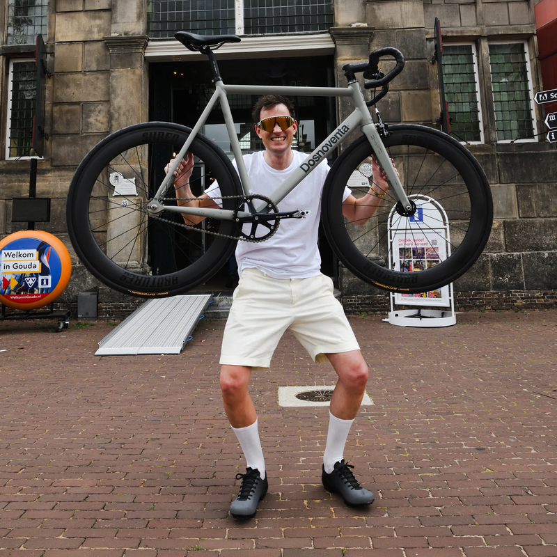 DOSNOVENTA Los Angeles