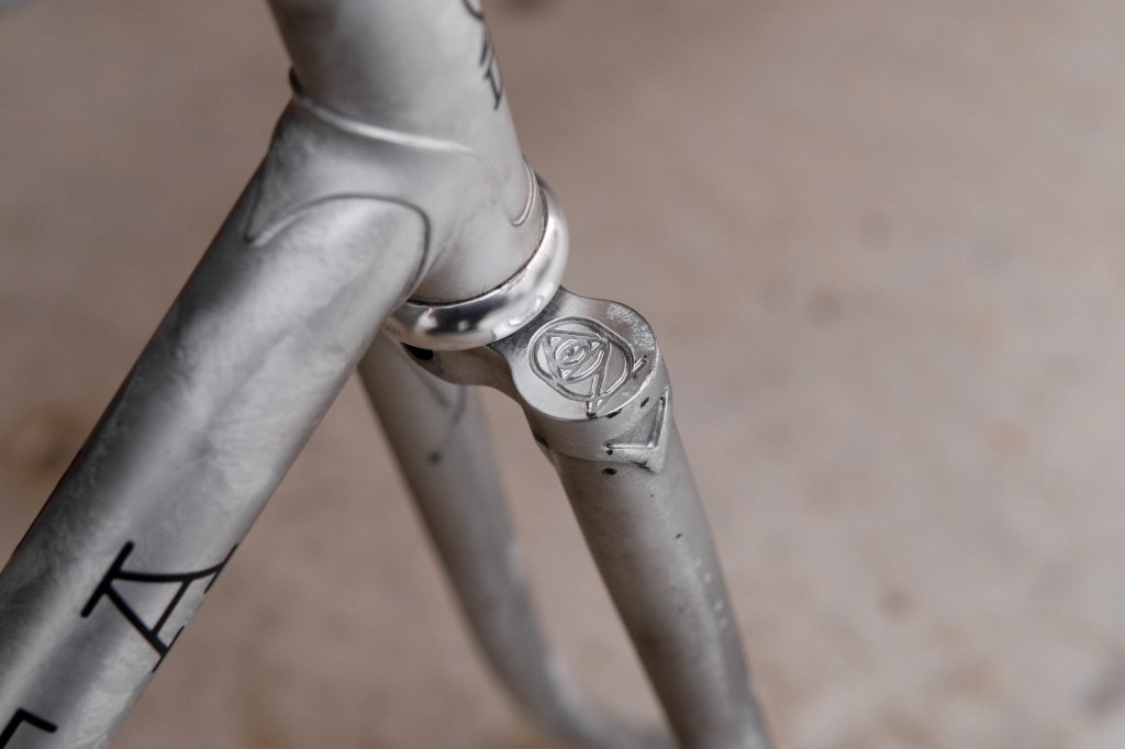 USED】Dosnoventa BARCELONA (Ice Cold / C-T520)