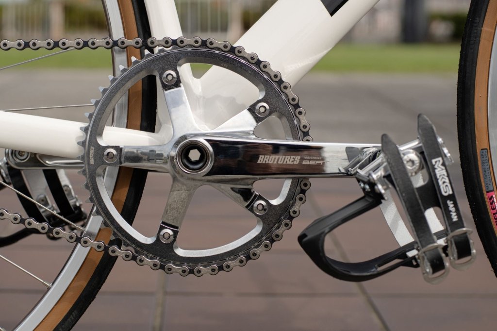 LEADER 725TR 