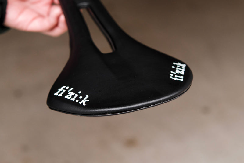 【USED】fi’zi:k VENTO ANTARES R5