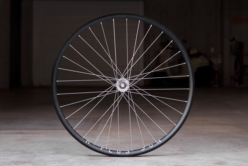 H PLUS SON AT-25 ARCHETYPE RIM H PLUS SON AT-25 ARCHETYPE RIM