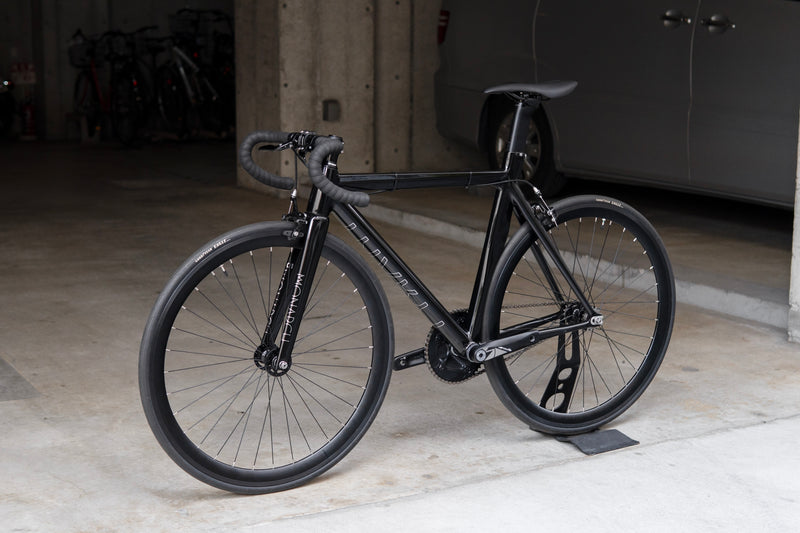 【OUTLET】TYRANT BIKES MONARCH (Gloss Black / S)