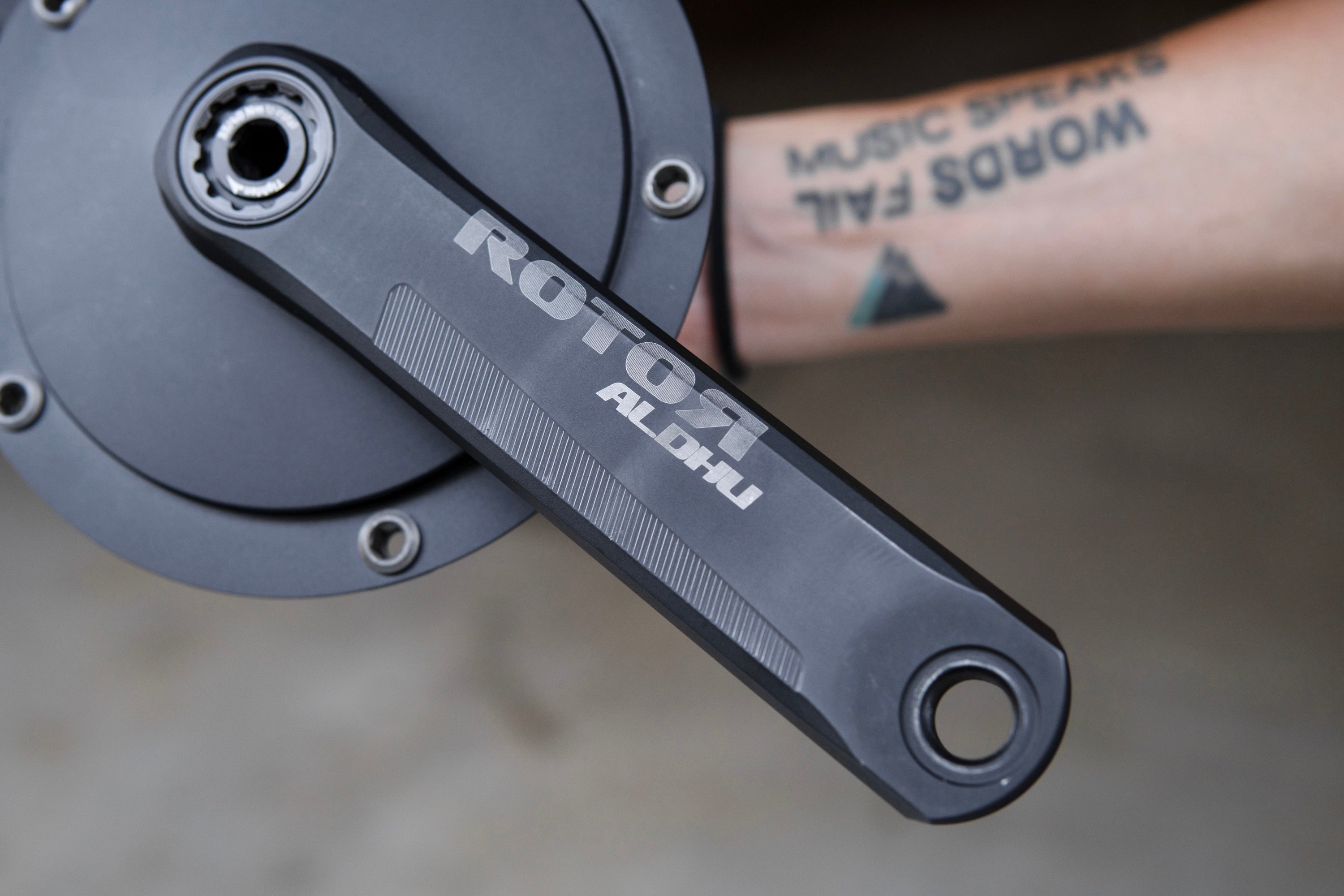 ROTOR ALDHU TRACK CRANK with WISH BONE BB 【USED】