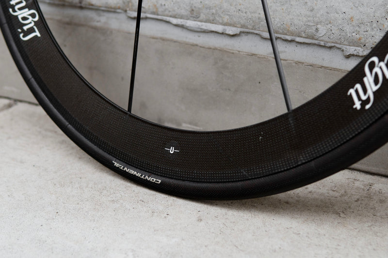 LIGHTWEIGHT AUTOBAHN VR8 CARBON WHEEL (FRONT / TUBULAR) 【USED】