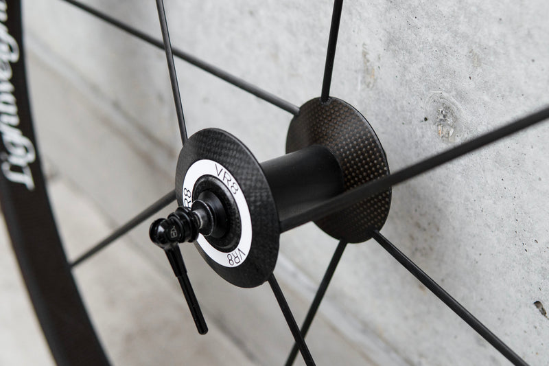 LIGHTWEIGHT AUTOBAHN VR8 CARBON WHEEL (FRONT / TUBULAR) 【USED】