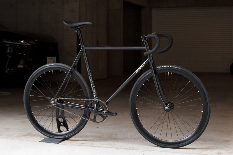AFFINITY CYCLES METROPOLITAN (FILM GRAIN BLACK / L)【USED】