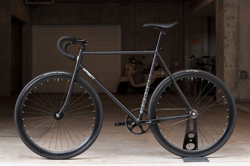 AFFINITY CYCLES METROPOLITAN (FILM GRAIN BLACK / L)【USED】
