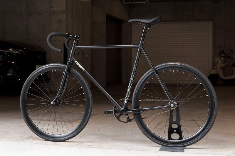 AFFINITY CYCLES METROPOLITAN (FILM GRAIN BLACK / L)【USED】