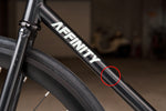 AFFINITY CYCLES METROPOLITAN (FILM GRAIN BLACK / L)【USED】