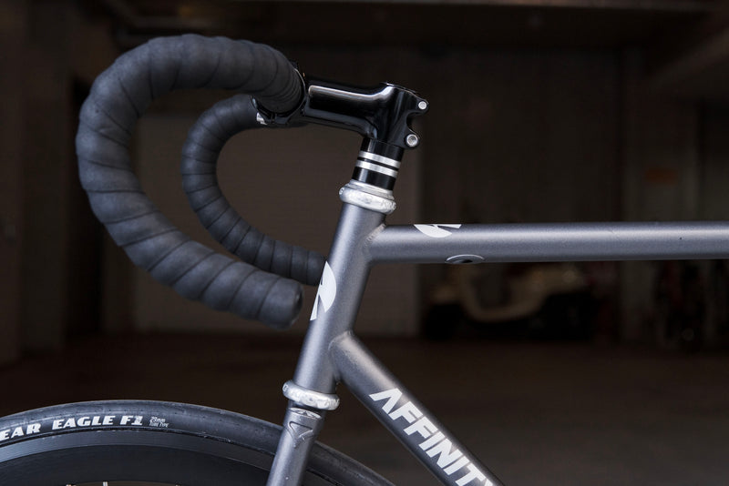 AFFINITY CYCLES METROPOLITAN (FILM GRAIN / C-C540mm / Msize)【USED】