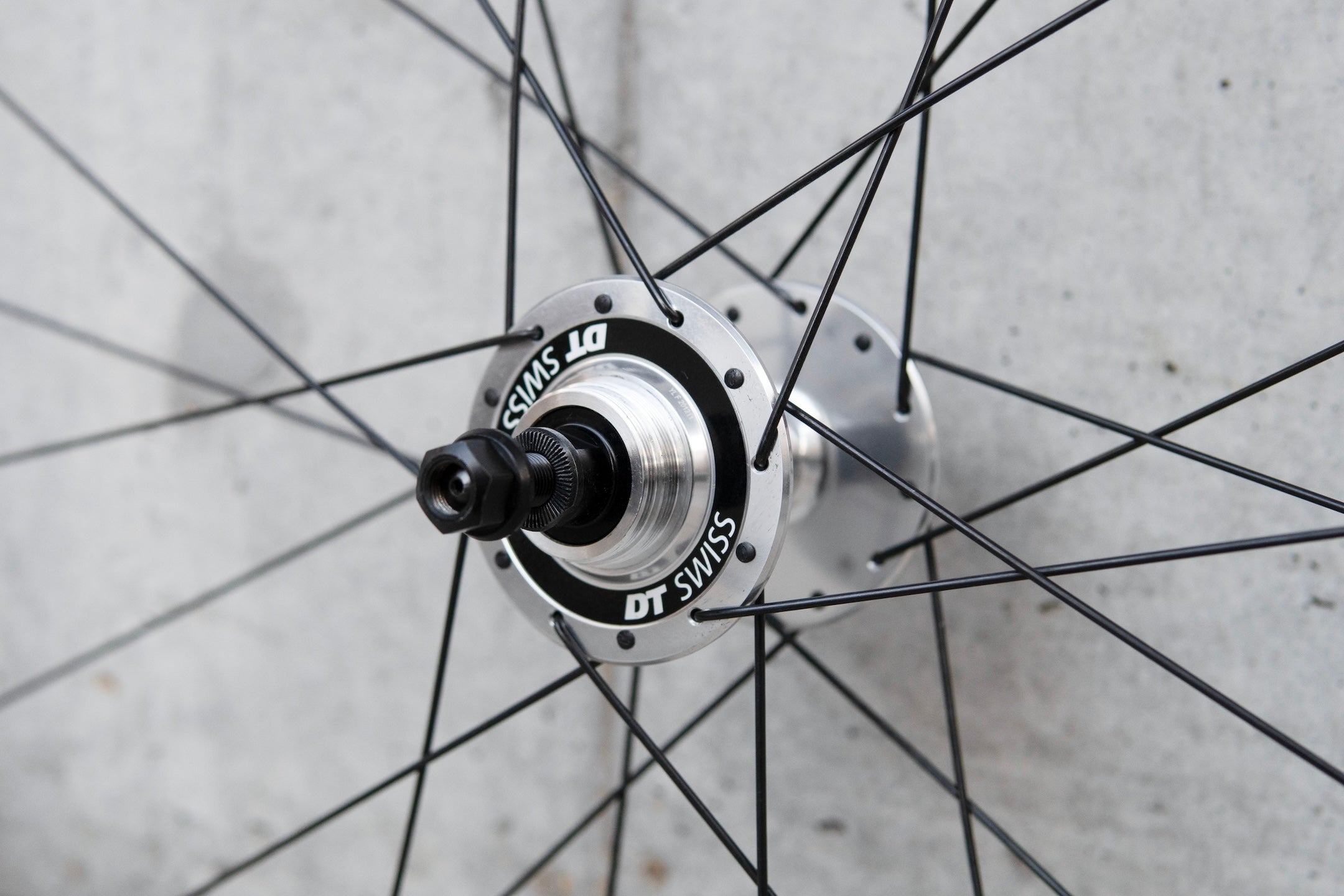 H PLUS SON AT-25 × SURLY シングルディスクホイール H PLUS SON AT-25 RIM × DT SWISS TRACK HUB Custom Wheel (F/R Set)