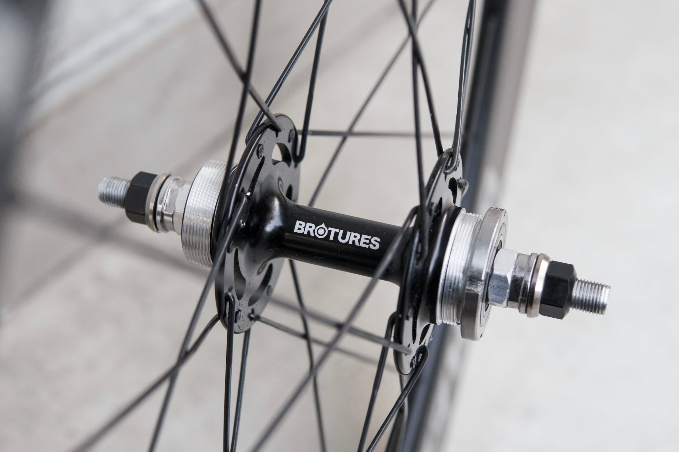 BROTURES T3 (FRONT) & SHRED88 (REAR) CARBON WHEEL SET【USED】