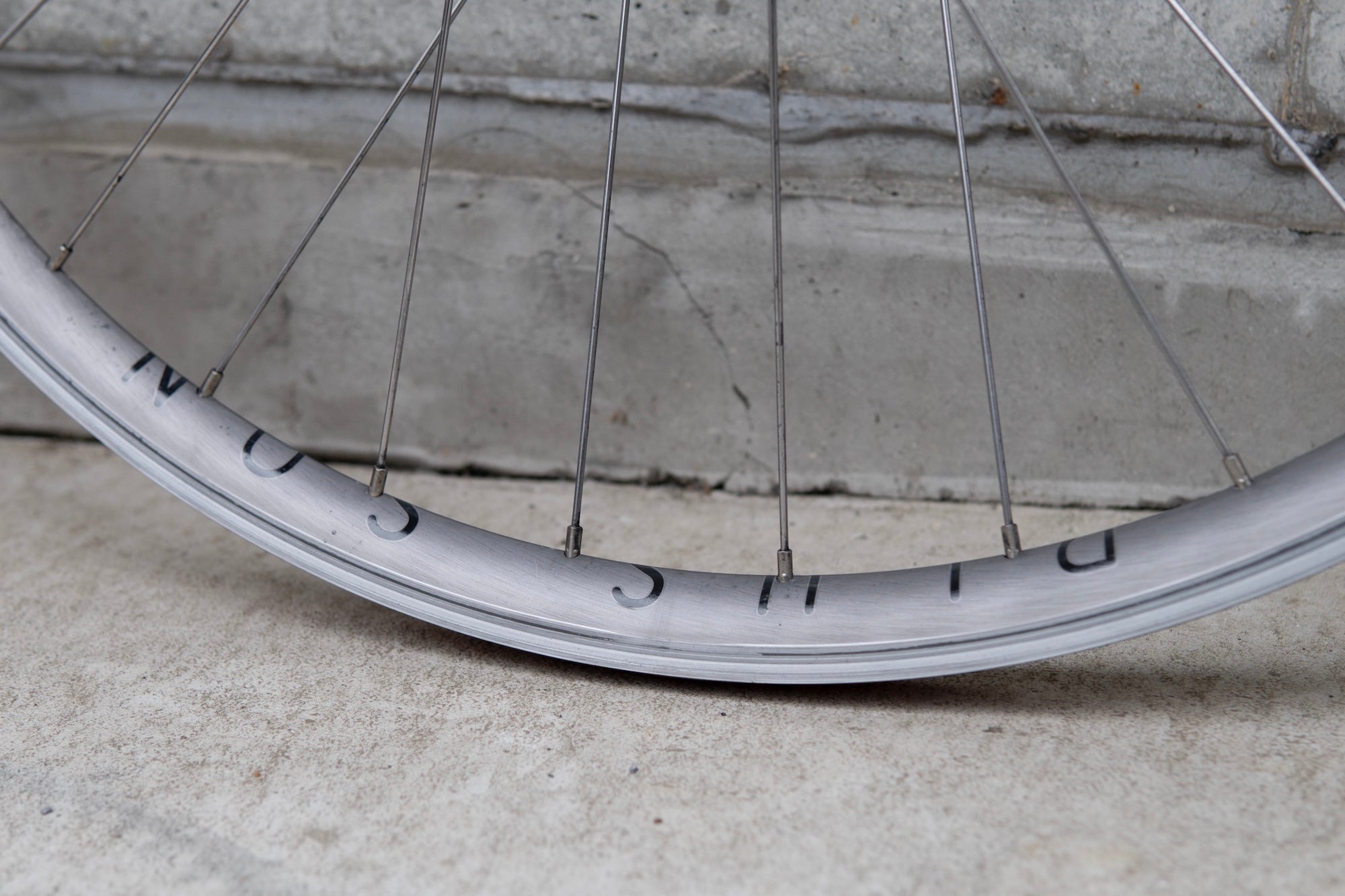 H PLUS SON AT-25 (HLH) × PHILWOOD LOW FLANGE TRACK HUB (GUNMETAL) Cust