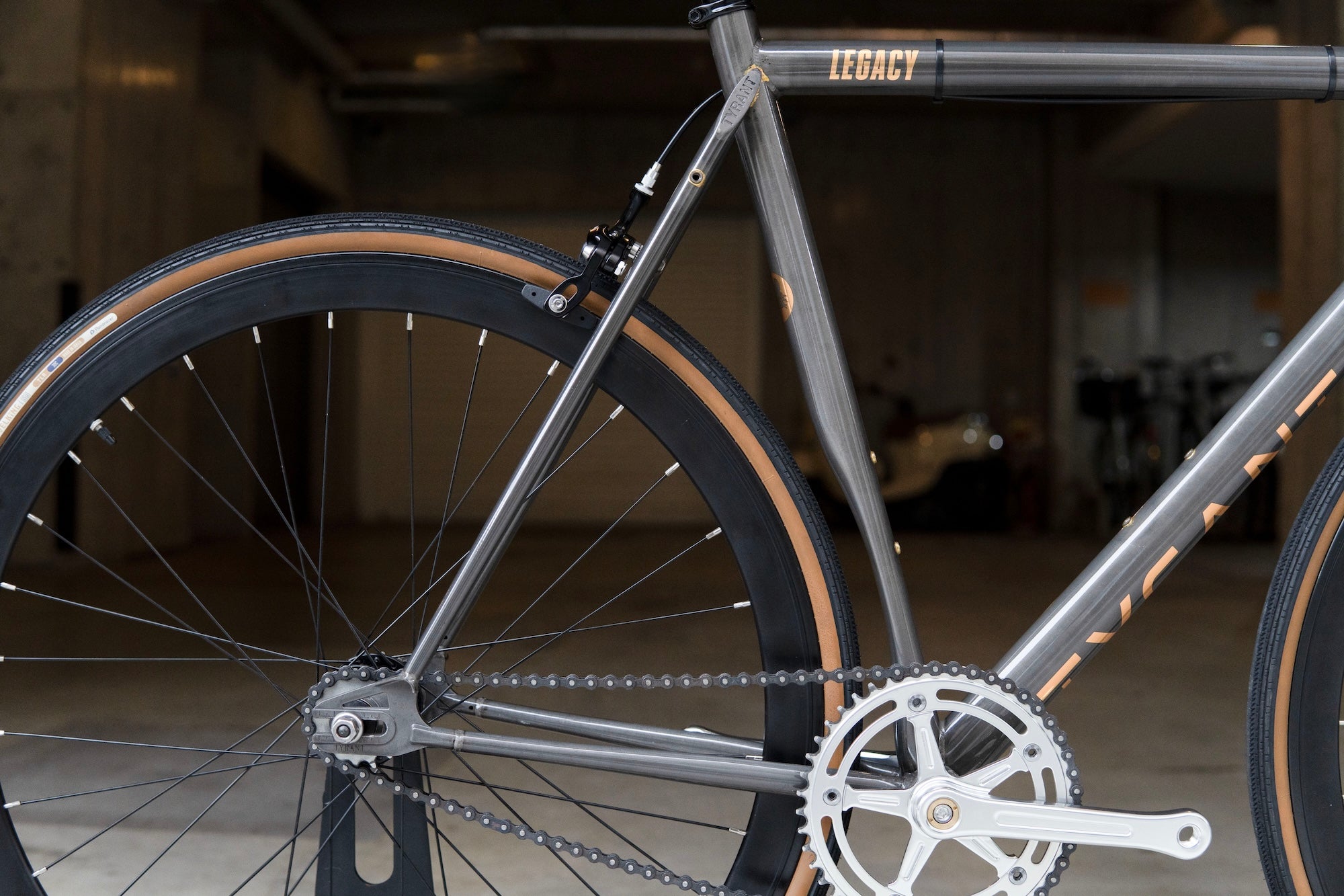 TYRANT BIKES LEGACY (L)【USED】