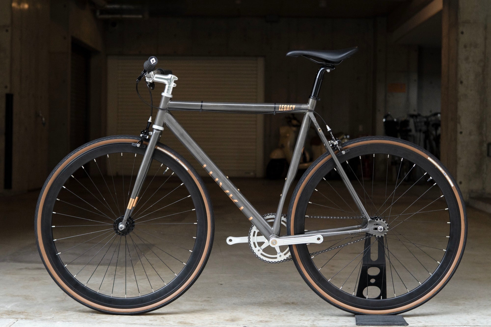 TYRANT BIKES LEGACY (L)【USED】