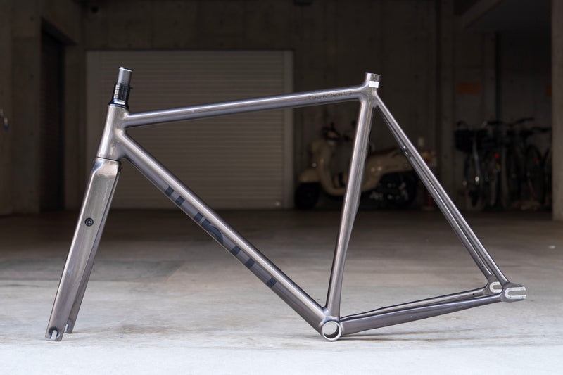 TYRANT BIKES KAGERO (GUNMETAL GRAY / S)【USED】