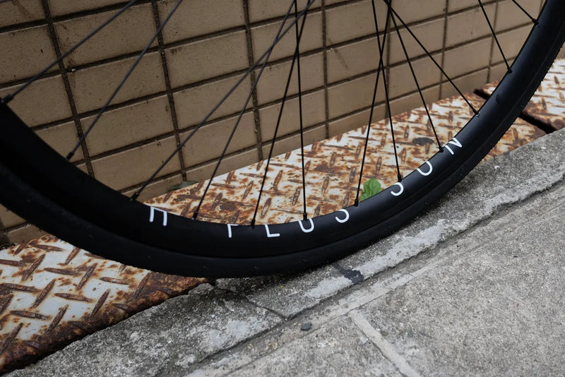 H PLUS SON AT-25 × PHILWOOD High Flange Track Hub H PLUS SON AT-25 × PHILWOOD High Flange Track Hub