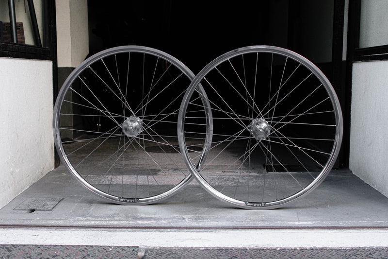 BROTURES WIVER x TRIPLE THREAT HUB