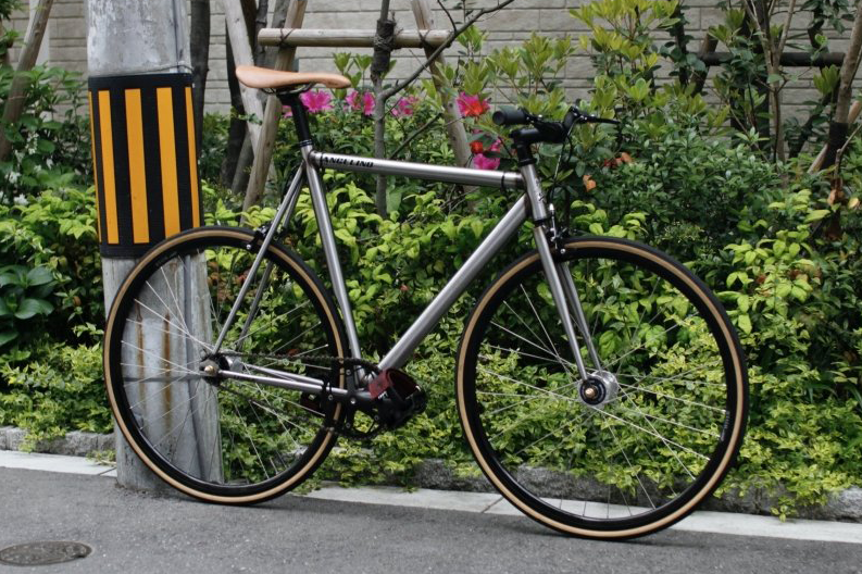 BROTURES WIVER x DURA-ACE HB-7600 BROTURES WIVER x DURA-ACE HB-7600