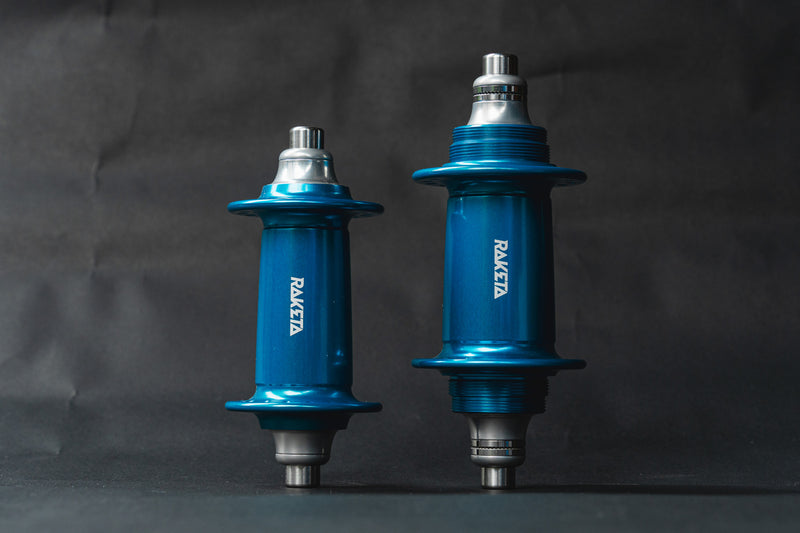 RAKETA Track Hubs set