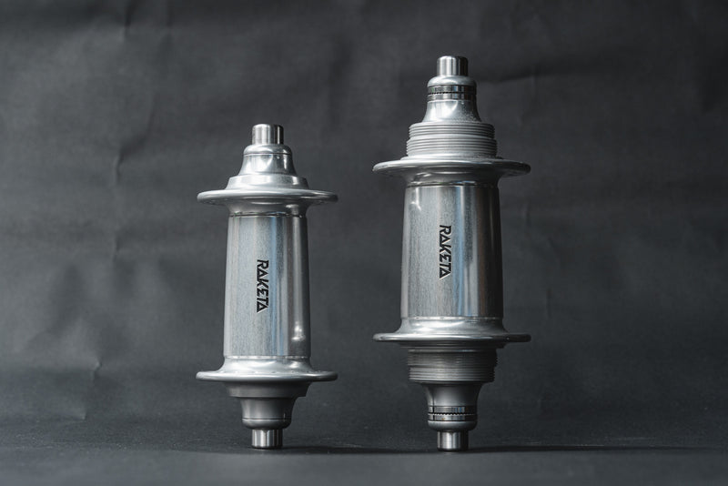 RAKETA Track Hubs set
