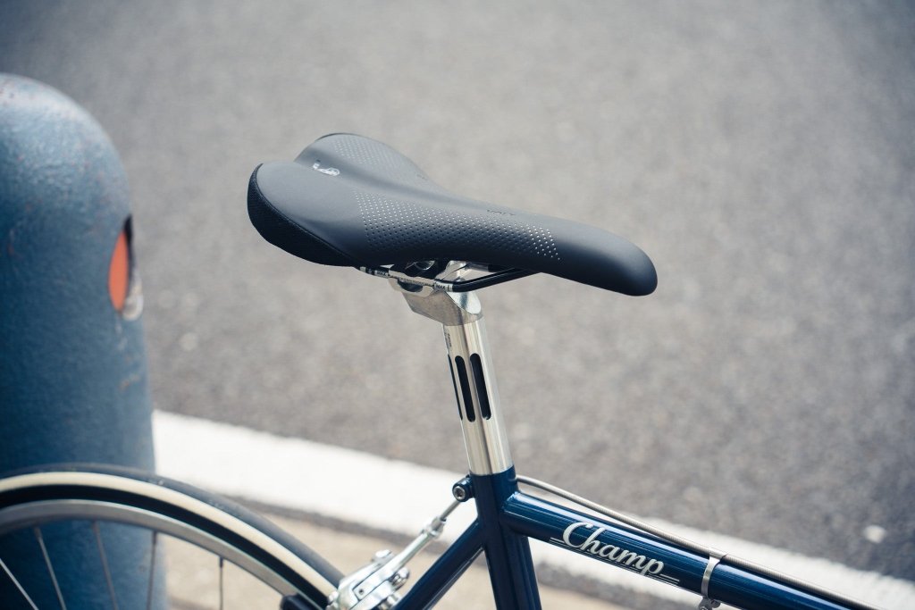 HOW I ROLL CHAMP ブラック 520mm +他5万相当 HOW I ROLL CHAMP Complete Bike