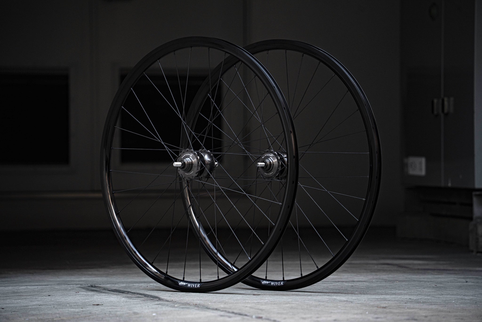 ホイール・ハブ・タイヤ | ブローチャーズ - BROTURES ONLINE STORE