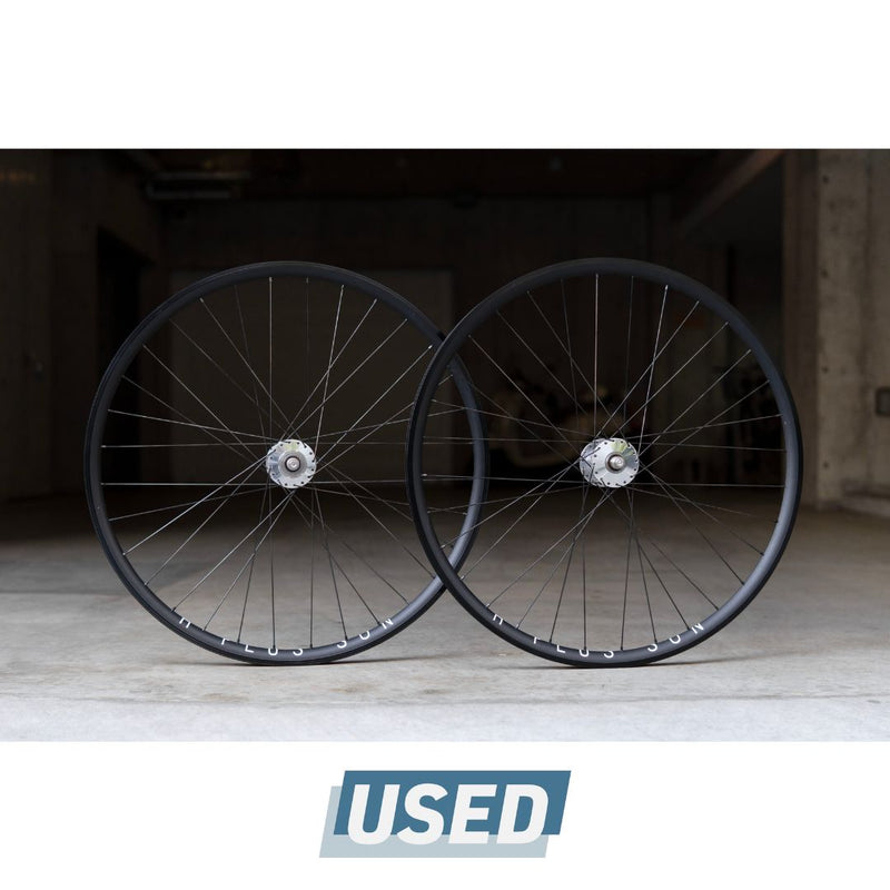 H PLUS SON AT-25 (BLACK) × PHILWOOD LOW FLANGE HUB （SILVER）CUSTOM WHEEL （F/R SET）【USED】