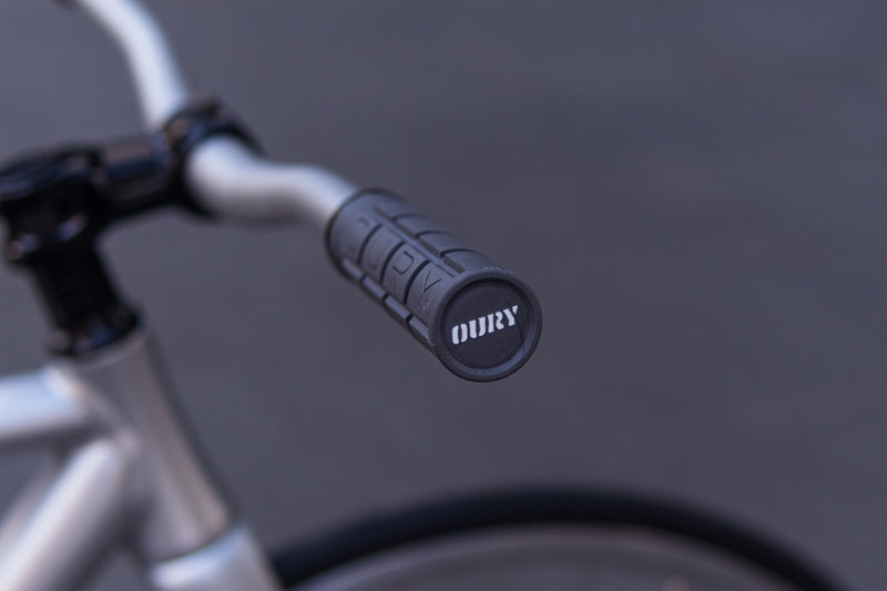 OURY V2 LOCK-ON GRIPS