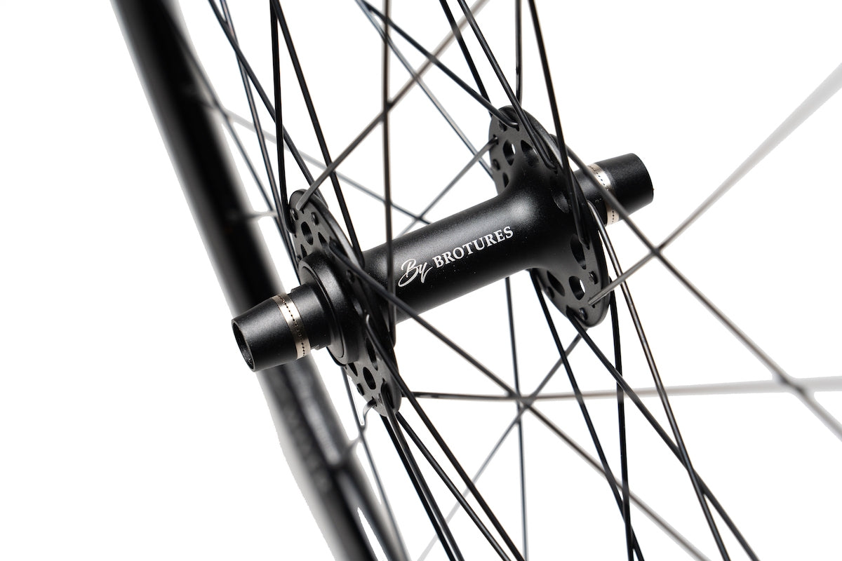BROTURES WIVER x BROTURES TRACK HUB BROTURES WIVER x BROTURES TRACK HUB