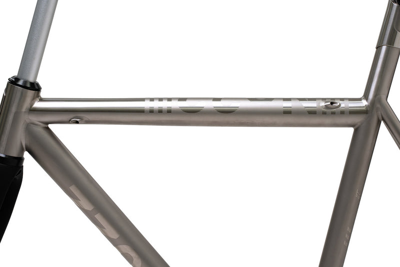 No.22 Little Wing Frame Set